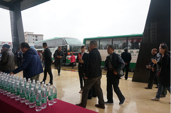 湖南軍杰食品科技有限公司,湖南軍杰袋裝,軍杰瓶裝,軍杰桶裝 湖南軍杰食品科技有限公司,湖南軍杰袋裝,軍杰瓶裝,軍杰桶裝