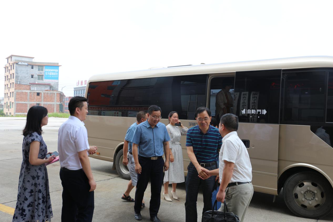 湖南軍杰辣椒,軍杰剁辣椒,湖南剁辣椒 