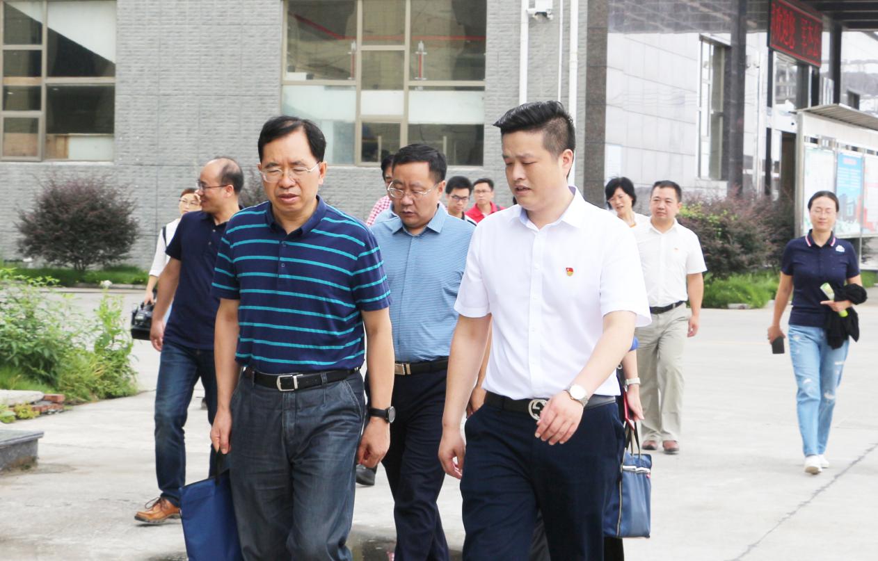 湖南軍杰辣椒,軍杰剁辣椒,湖南剁辣椒 